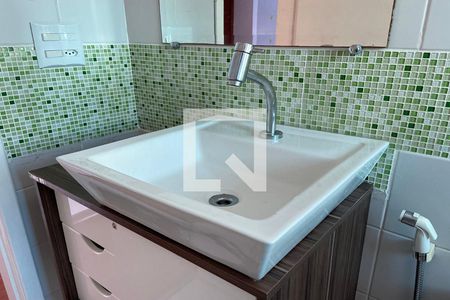 Apartamento para alugar com 65m², 2 quartos e 1 vagaBanheiro