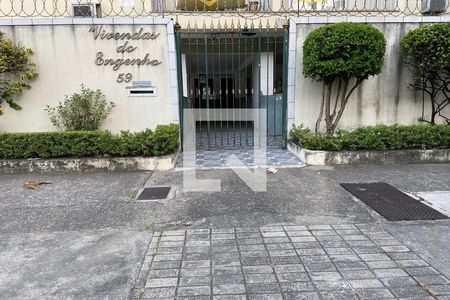 Apartamento para alugar com 65m², 2 quartos e 1 vagaFachada