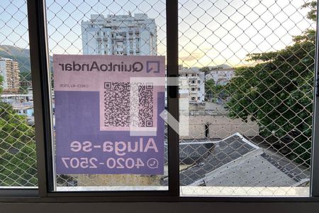 Apartamento para alugar com 65m², 2 quartos e 1 vagaPlaquinha Quinto Andar