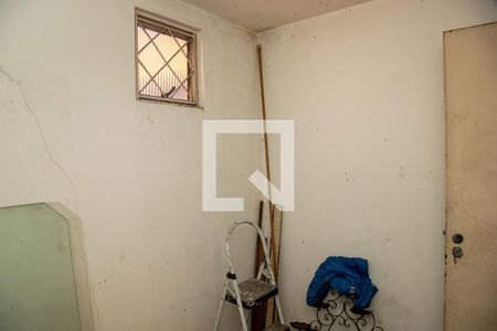 Casa à venda com 250m², 3 quartos e 2 vagasQuarto de Serviço