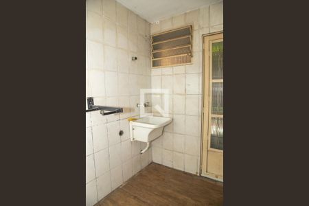 Casa à venda com 250m², 3 quartos e 2 vagasÁrea de Serviço