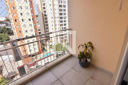 Apartamento à venda com 65m², 2 quartos e 1 vagaVaranda