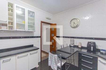 Casa à venda com 148m², 2 quartos e 2 vagas Casa à venda com 148m², 2 quartos e 2 vagasCozinha