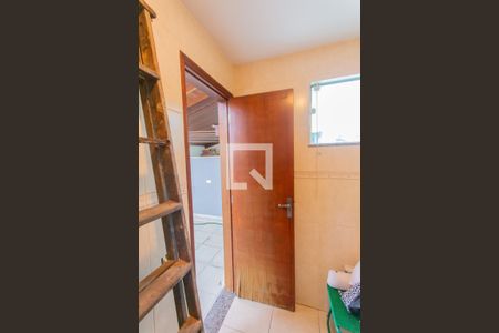 Casa à venda com 148m², 2 quartos e 2 vagas Casa à venda com 148m², 2 quartos e 2 vagasDepósito