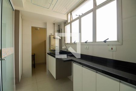 Apartamento à venda com 96m², 2 quartos e 2 vagasLavanderia 