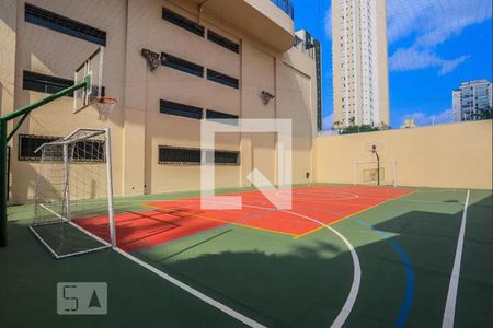 Apartamento à venda com 96m², 2 quartos e 2 vagasÁrea comum - Quadra