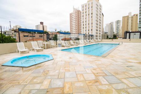 Apartamento à venda com 96m², 2 quartos e 2 vagasÁrea comum - Piscina