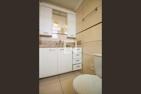 Apartamento à venda com 96m², 2 quartos e 2 vagasBanheiro da Suíte 1