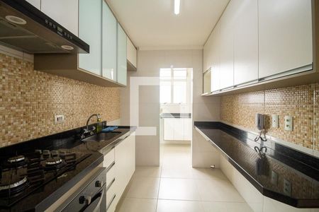 Apartamento à venda com 96m², 2 quartos e 2 vagasCozinha 