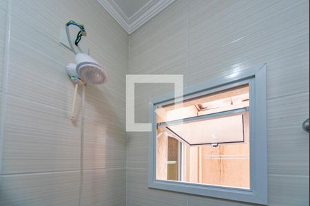 Chuveiro de apartamento para alugar com 2 quartos, 50m² em Parque Novo Oratório, Santo André