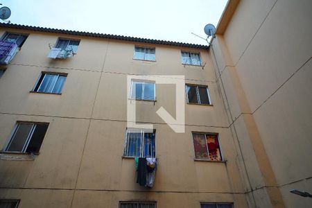 Quarto 1 - Vista de apartamento à venda com 2 quartos, 40m² em Mário Quintana, Porto Alegre