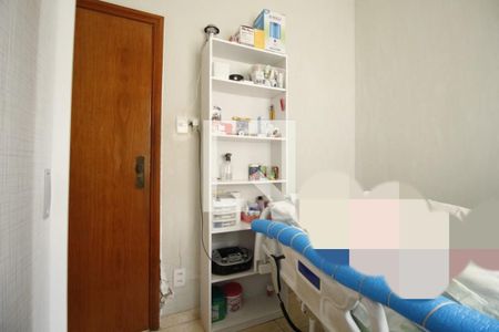 Quarto 2 de casa à venda com 5 quartos, 200m² em Cachambi, Rio de Janeiro