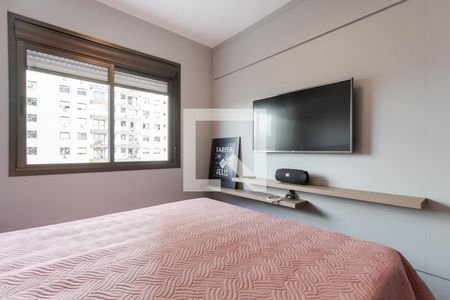 Suíte de apartamento à venda com 2 quartos, 81m² em Santa Maria Goretti, Porto Alegre