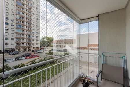 Apartamento à venda com 81m², 2 quartos e 2 vagas Apartamento à venda com 81m², 2 quartos e 2 vagasVaranda