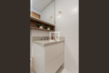 Apartamento à venda com 81m², 2 quartos e 2 vagas Apartamento à venda com 81m², 2 quartos e 2 vagasBanheiro Social