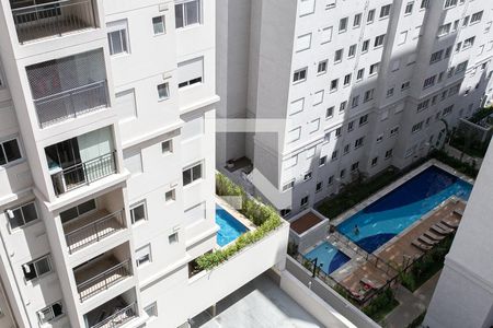 Vista (Piscina do Condomínio) de apartamento para alugar com 1 quarto, 30m² em Brás, São Paulo