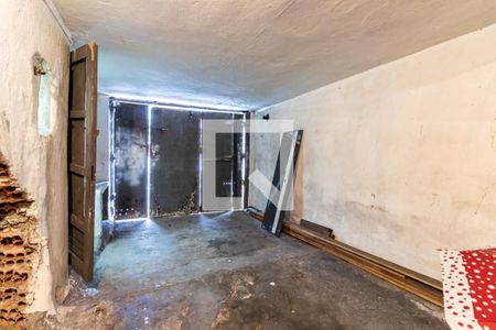 Casa à venda com 150m², 2 quartos e 1 vaga Casa à venda com 150m², 2 quartos e 1 vagaQuintal