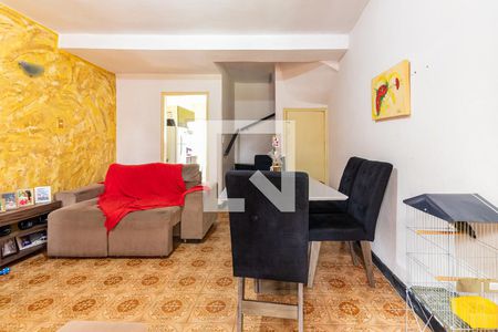 Casa à venda com 150m², 2 quartos e 1 vaga Casa à venda com 150m², 2 quartos e 1 vagaSala