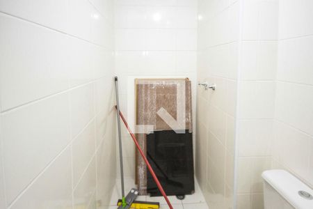 Apartamento à venda com 56m², 2 quartos e 1 vagaBanheiro Social