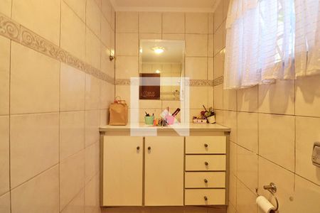 Casa para alugar com 250m², 3 quartos e 3 vagasBanheiro 1