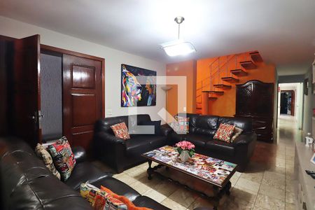 Sala de casa para alugar com 3 quartos, 250m² em Vila Aquilino, Santo André