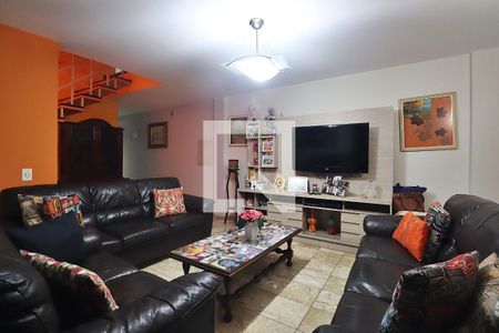 Sala de casa para alugar com 3 quartos, 250m² em Vila Aquilino, Santo André