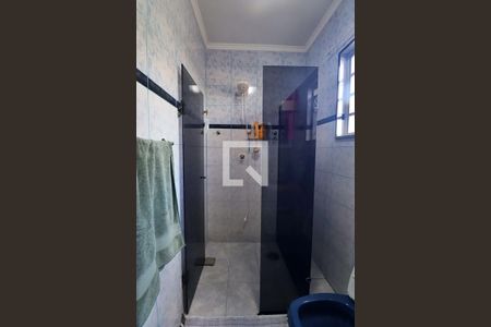Casa para alugar com 250m², 3 quartos e 3 vagasBanheiro 2