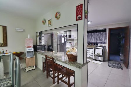 Casa para alugar com 250m², 3 quartos e 3 vagasCozinha