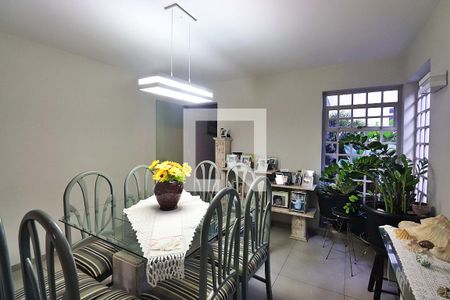 Casa para alugar com 250m², 3 quartos e 3 vagasCopa