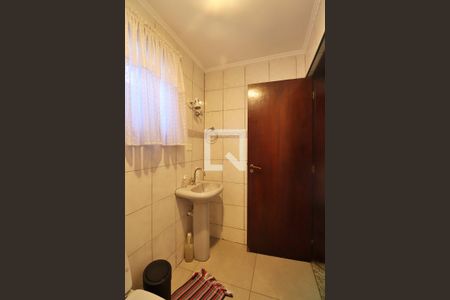 Casa para alugar com 250m², 3 quartos e 3 vagasBanheiro 1