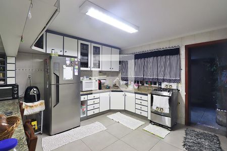 Casa para alugar com 250m², 3 quartos e 3 vagasCozinha