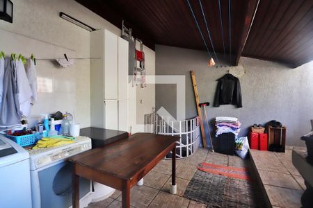 Casa para alugar com 250m², 3 quartos e 3 vagasÁrea de Serviço
