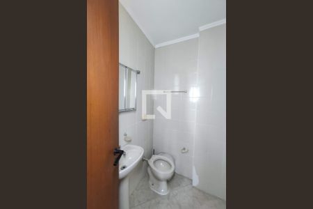 Apartamento à venda com 253m², 3 quartos e 2 vagas Apartamento à venda com 253m², 3 quartos e 2 vagasBanheiro de Serviço