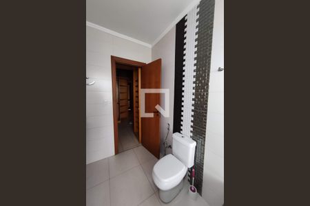 Apartamento à venda com 253m², 3 quartos e 2 vagas Apartamento à venda com 253m², 3 quartos e 2 vagasBanheiro da Suíte
