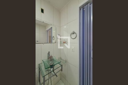 Banheiro de apartamento para alugar com 1 quarto, 48m² em Liberdade, São Paulo