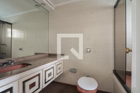 Apartamento para alugar com 180m², 4 quartos e 3 vagas Apartamento para alugar com 180m², 4 quartos e 3 vagasBanheiro Suíte 1