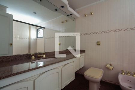 Apartamento para alugar com 180m², 4 quartos e 3 vagas Apartamento para alugar com 180m², 4 quartos e 3 vagasBanheiro Suíte 3