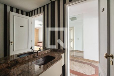 Apartamento para alugar com 180m², 4 quartos e 3 vagas Apartamento para alugar com 180m², 4 quartos e 3 vagasLavabo