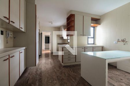 Apartamento para alugar com 180m², 4 quartos e 3 vagas Apartamento para alugar com 180m², 4 quartos e 3 vagasCozinha