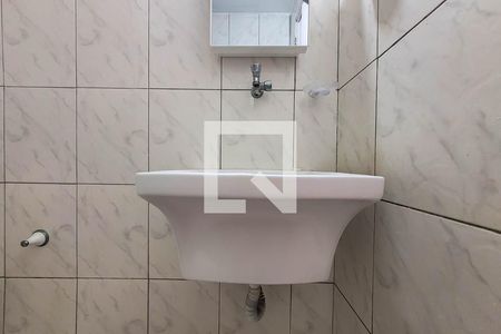 Banheiro /Detalhe Tanque de apartamento para alugar com 1 quarto, 40m² em Aclimação, São Paulo