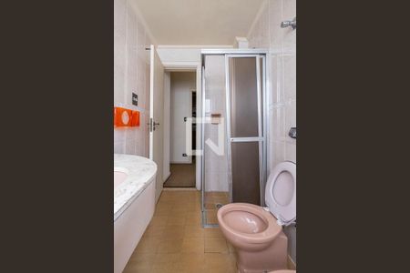 Apartamento para alugar com 210m², 3 quartos e 2 vagas Apartamento para alugar com 210m², 3 quartos e 2 vagasBanheiro Social