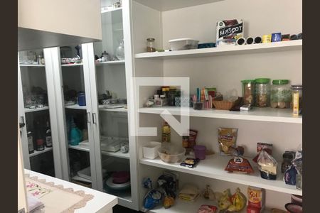 Apartamento à venda com 303m², 4 quartos e 3 vagas