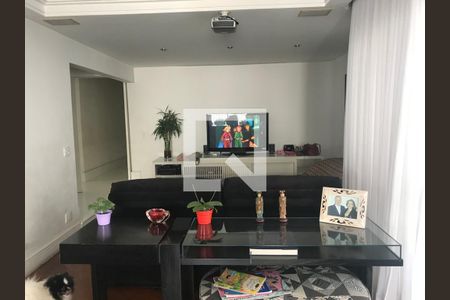 Apartamento à venda com 303m², 4 quartos e 3 vagas Apartamento à venda com 303m², 4 quartos e 3 vagasCopa