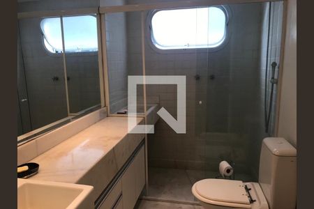 Apartamento à venda com 303m², 4 quartos e 3 vagas Apartamento à venda com 303m², 4 quartos e 3 vagasBanheiro