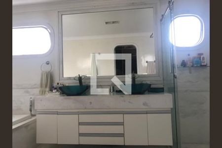 Banheiro de apartamento à venda com 4 quartos, 303m² em Jardim Paulista, São Paulo