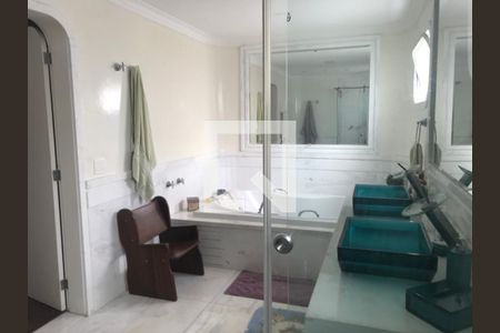 Apartamento à venda com 303m², 4 quartos e 3 vagas