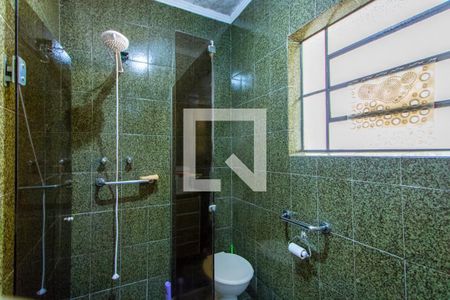 Casa para alugar com 280m², 2 quartos e 2 vagasBanheiro social