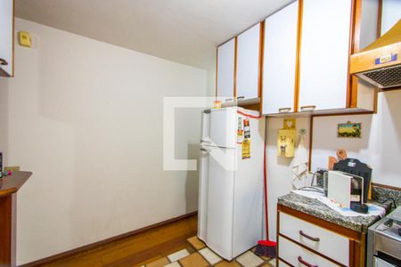 Casa para alugar com 280m², 2 quartos e 2 vagasCozinha