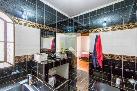 Casa para alugar com 280m², 2 quartos e 2 vagasBanheiro do quarto 1