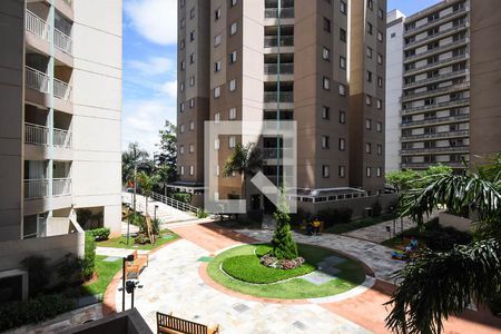 Vista de apartamento à venda com 2 quartos, 57m² em Parque Taboao, Taboão da Serra